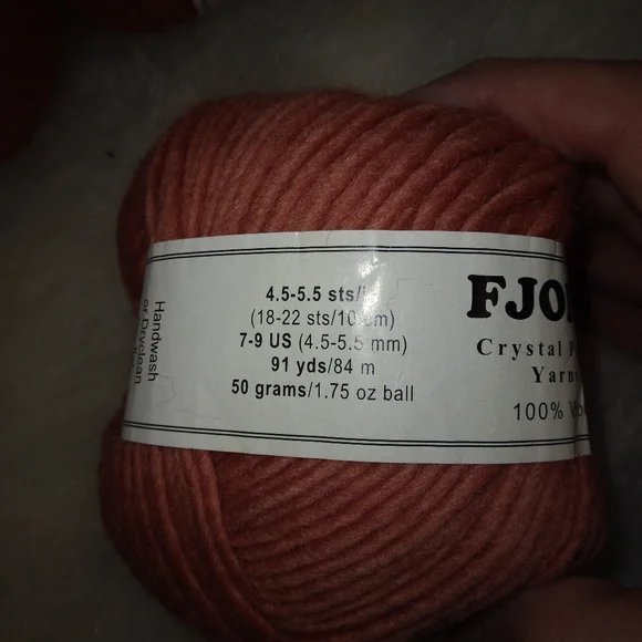 YARN Fjord Crystal Palace 100% wool, 6 balls 50g per ball, Color Brandy